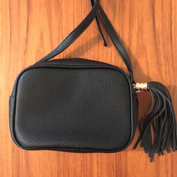 NWT crossbody purse! Elegant for everyday use!Pebbled vegan leather. - Picture 2 of 8